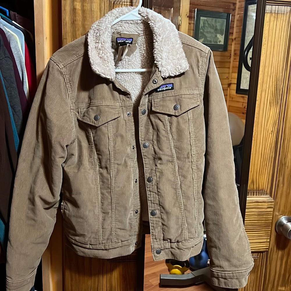 Patagonia trucker Sherpa corduroy jacket